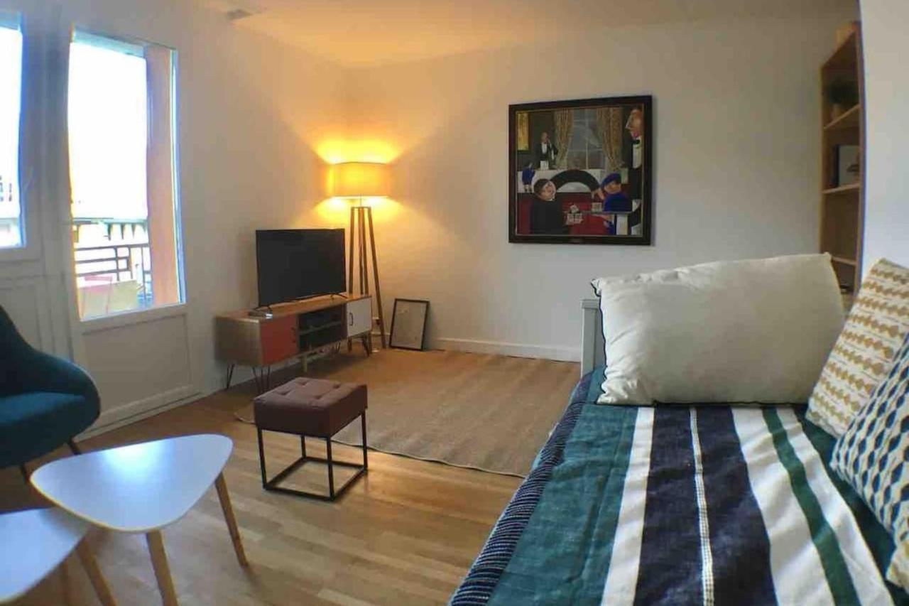 Appartement Center 2 Steps From The Cozy And Renovated!